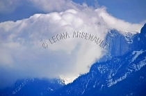 CANADA;ALBERTA;ROCKY_MOUNTAIN;CANADIAN_ROCKIES;CANMORE;CLOUDS;HORIZONTAL